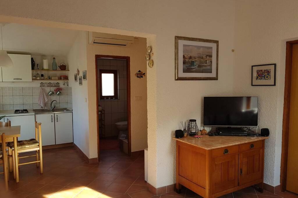 "Bura Bura" Apartment, Karlobag, Vacation With A View Εξωτερικό φωτογραφία